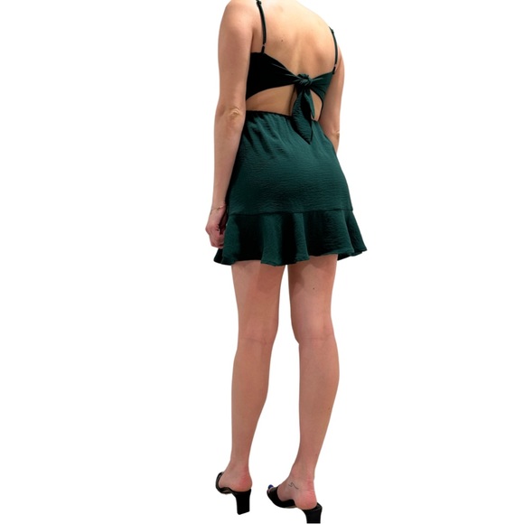 Emerald Green Tie Back Ruffle Dress - US S - Picture 2 of 4